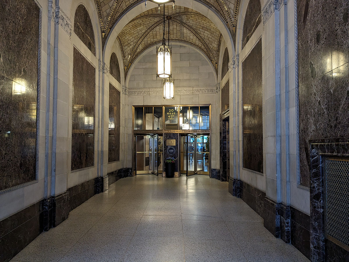 20 West 43rd St