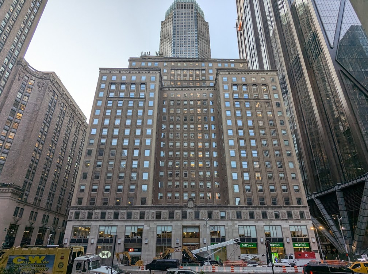 250 Park Ave