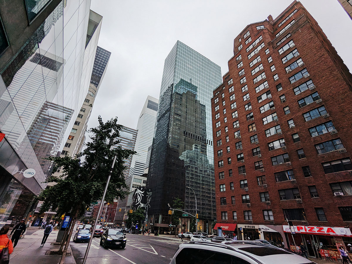 950 Third Ave