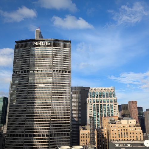 200 Park Ave